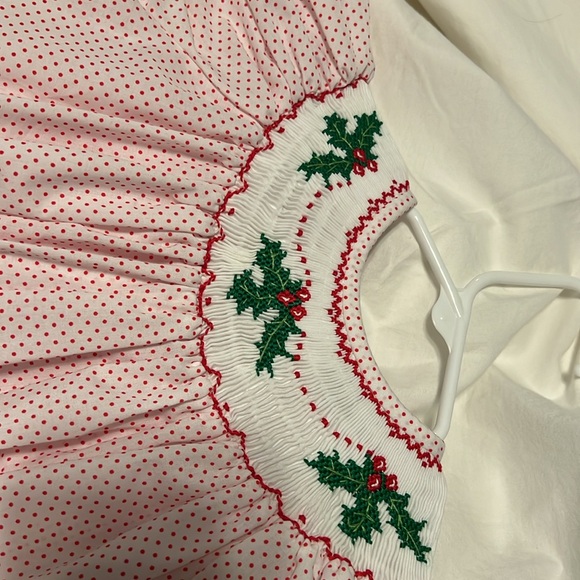 Classic Whimsey Smocked Holly Berries Long Christmas Bubble Size 2T - Picture 2 of 2
